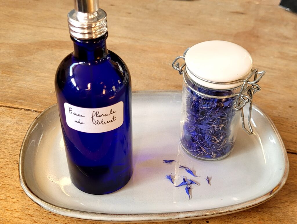 eau florale de bleuet